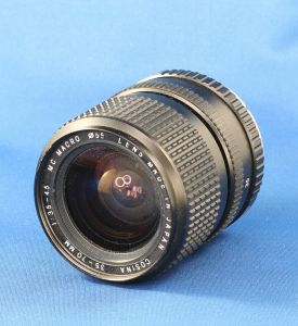 Cosina 35-70mm 1:3.5-4.5 MC Macro Camera Lens