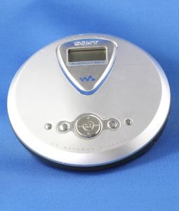 Sony CD Walkman D-NE300 Portable CD Player Atrac3plus Mp3